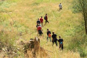 wandelen, natuur jongeren, groep